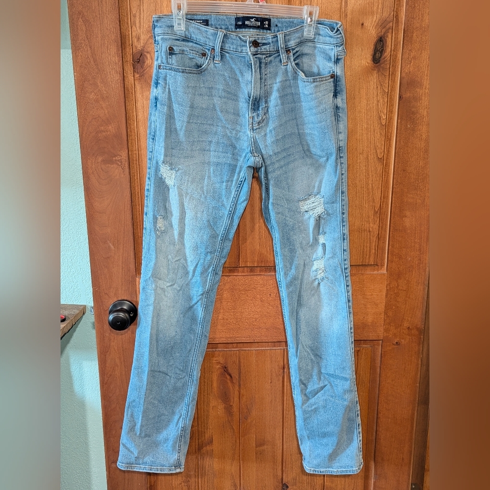Hollister Light‎ Blue Distressed Straight Leg Jeans